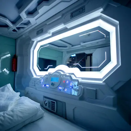 Space Hotel cápsula