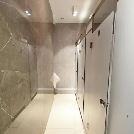 Space Capsule hotel *